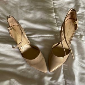 Nude Adrienne Vittadini pointed toe heel with double ankle strap, size 8.5